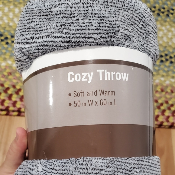 Other - Cozy Warm Throw